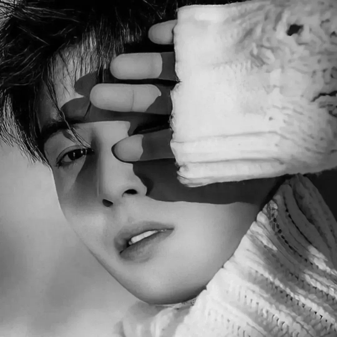 Recent activity shot of Cha Eunwoo