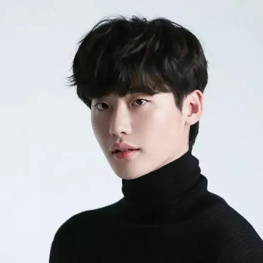 Latest photo of Lee Jongsuk