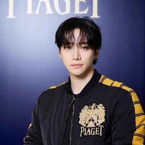 イ・ジュノの最近の活動ショット