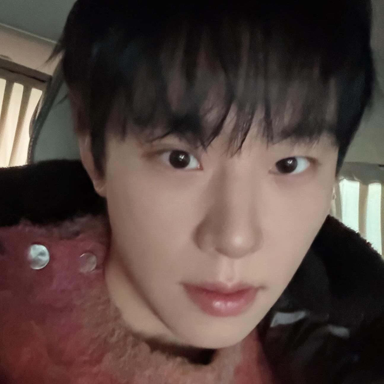 A moment captured by a fan of Kim Sungcheol