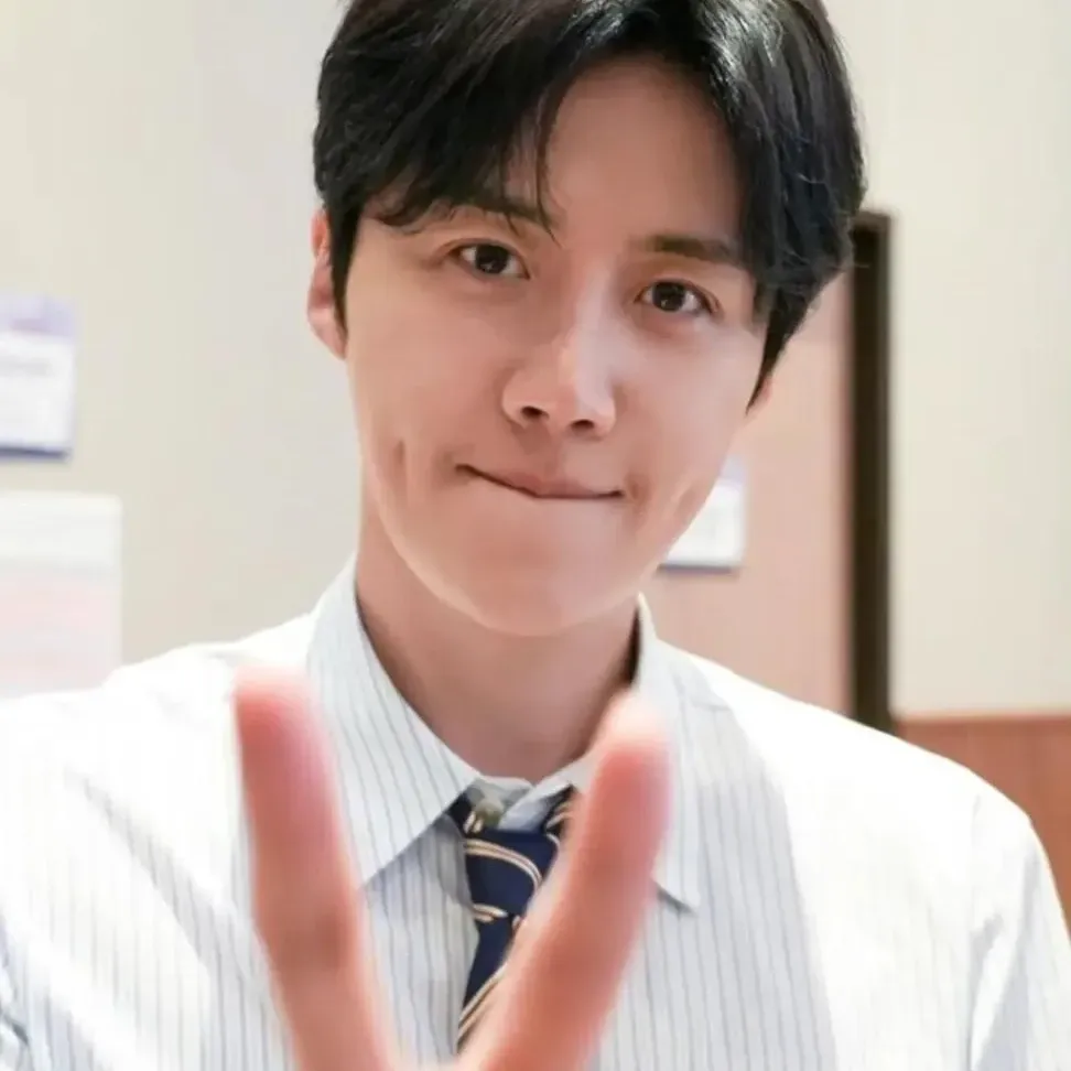 김선호의 최신 사진