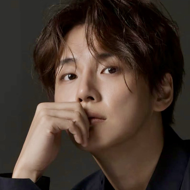 Recent activity shot of Yoon Shiyoon