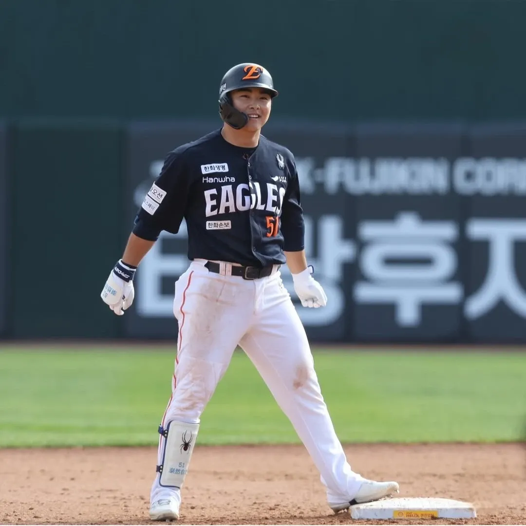 Behind-the-scenes cut of Moon HyunBin