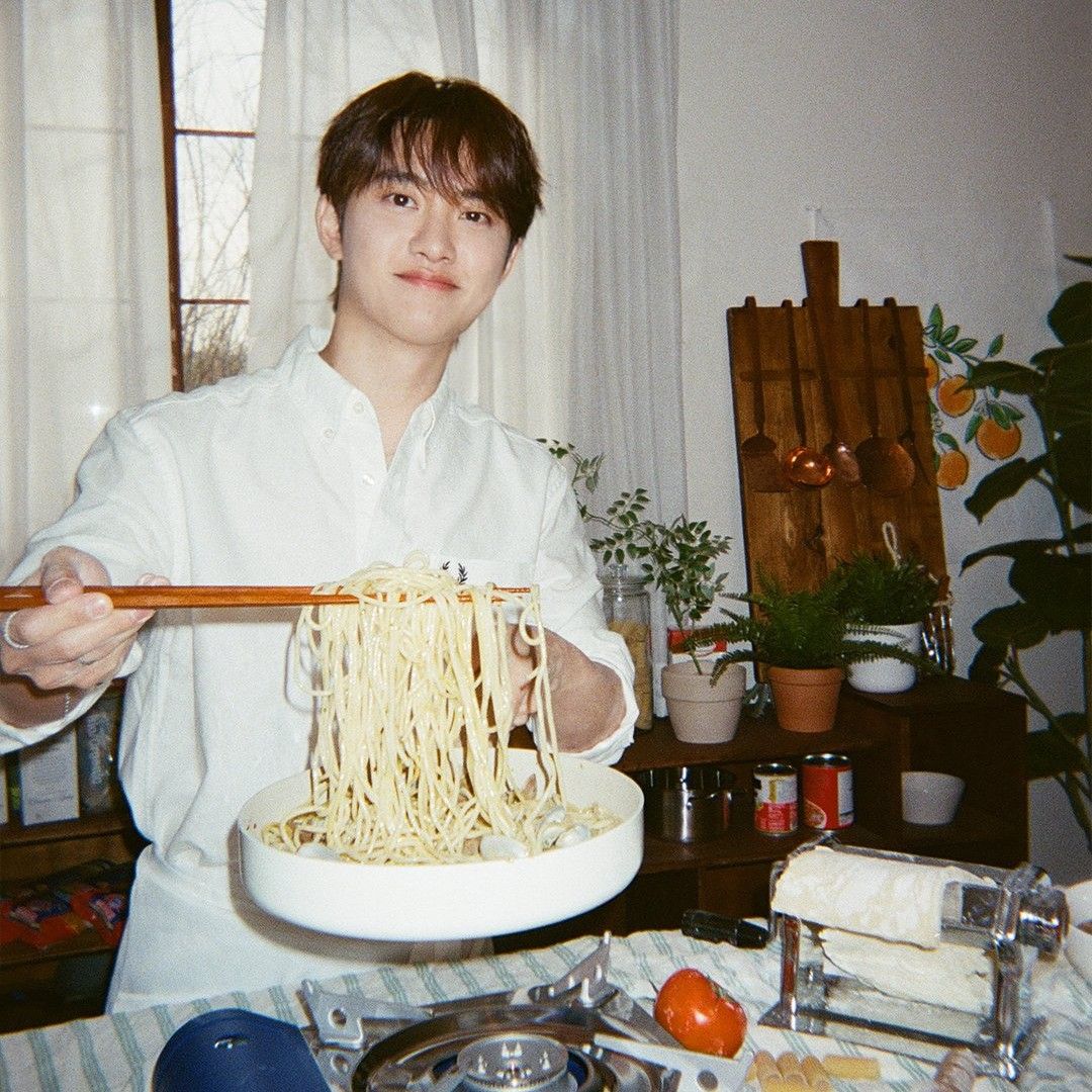 Momen yang diabadikan oleh penggemar Doh Kyungsoo (D.O.)