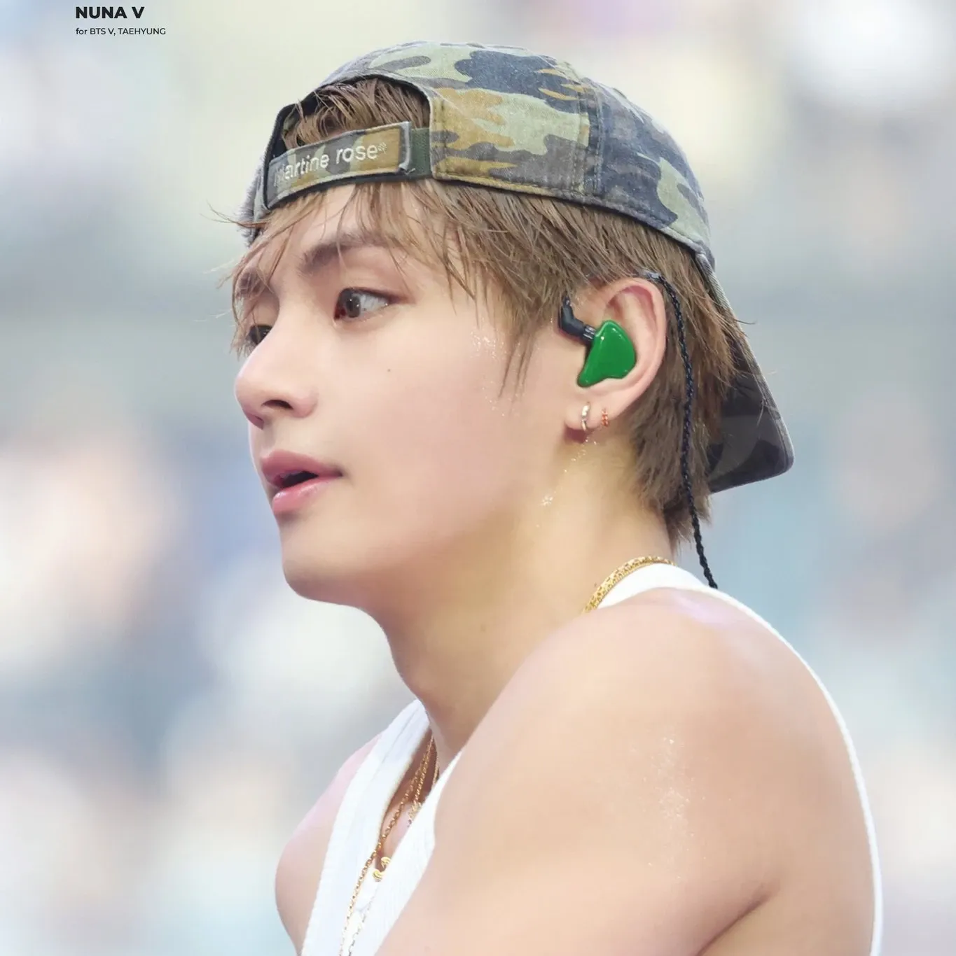 Recent activity shot of Kim Taehyung (V)
