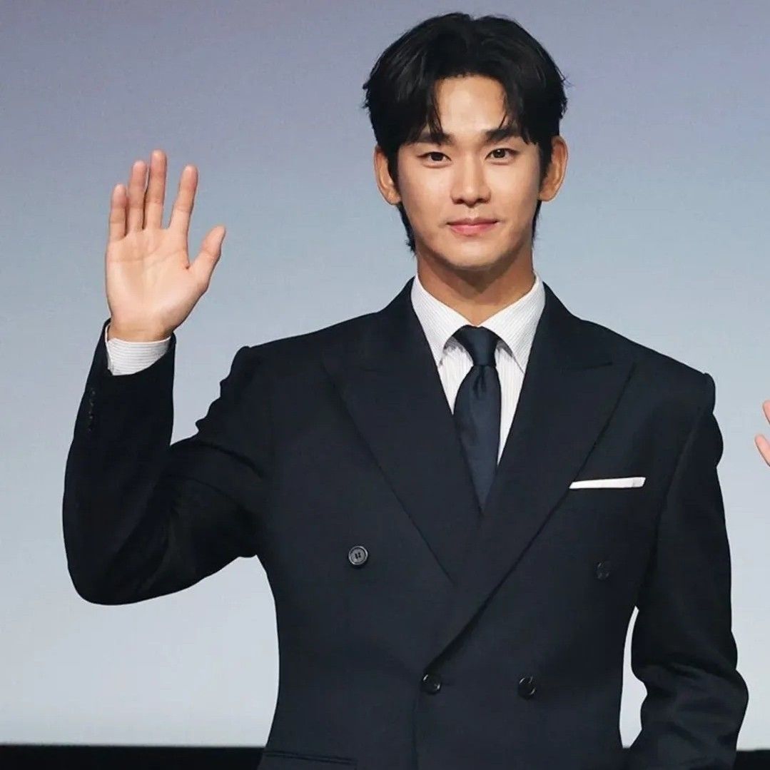 金秀贤的近期活动照