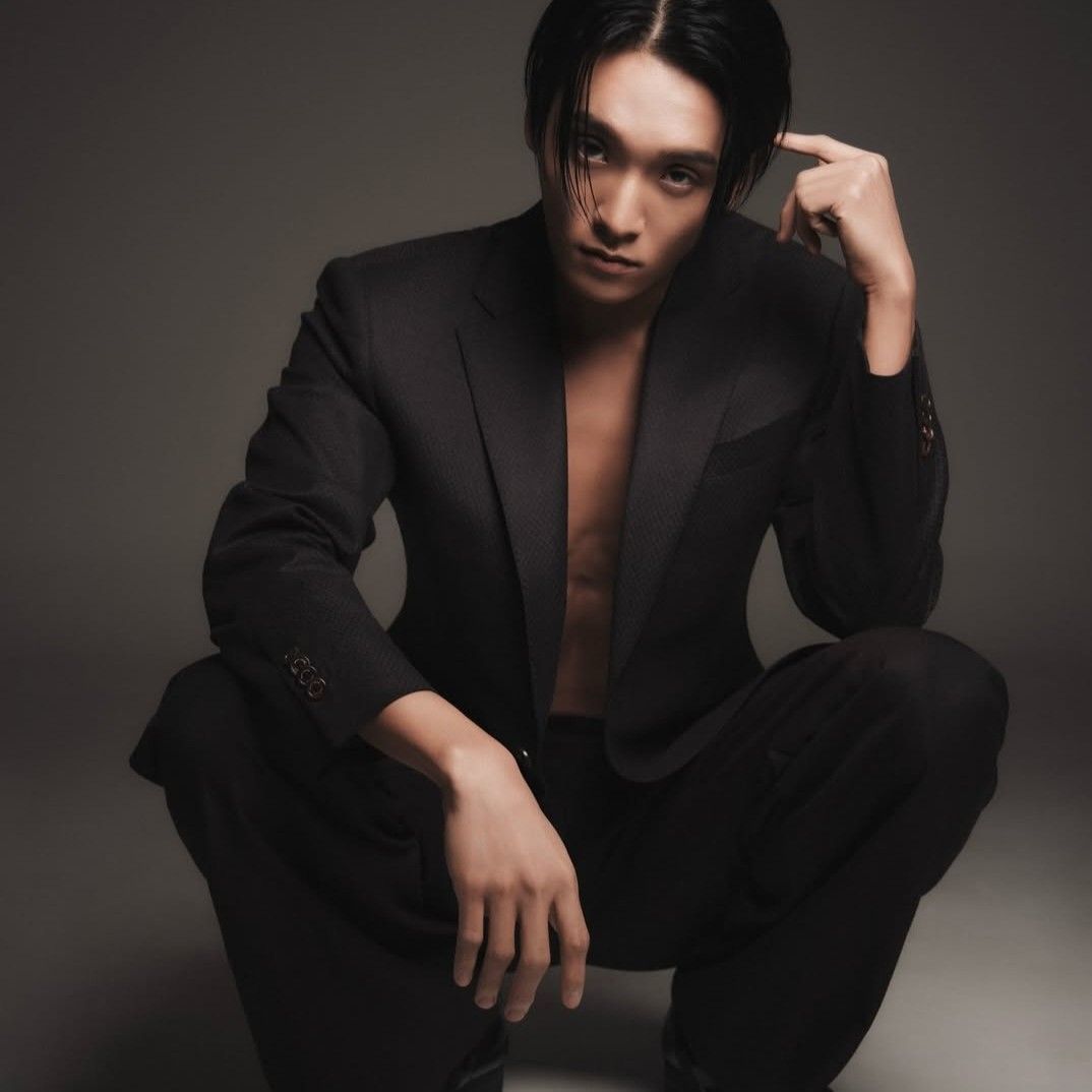 Recent activity shot of Choi Hojong