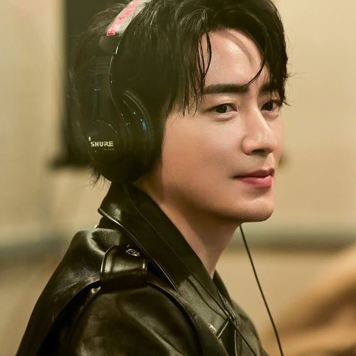 Recent activity shot of Lee Joonhyuk