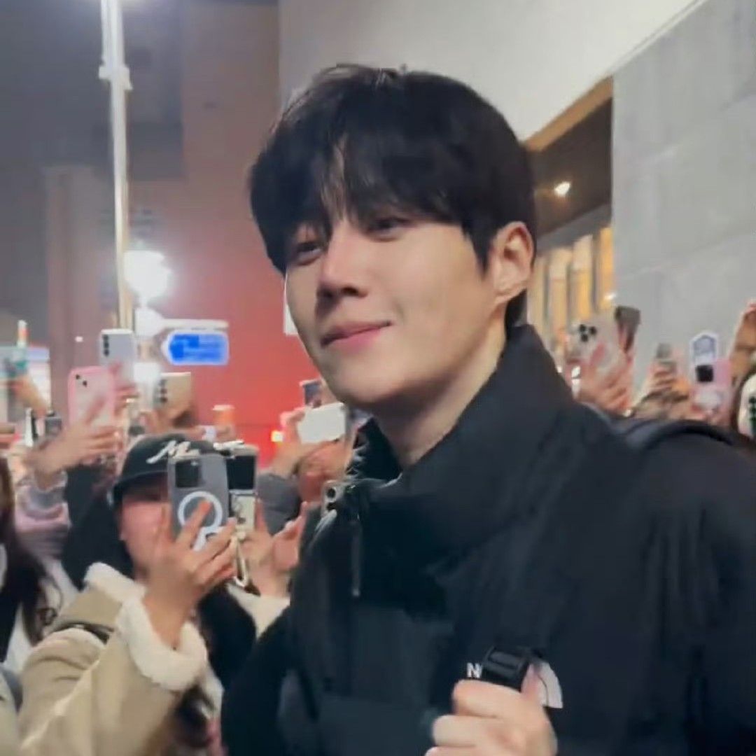 キム・ソンホの最近の活動ショット