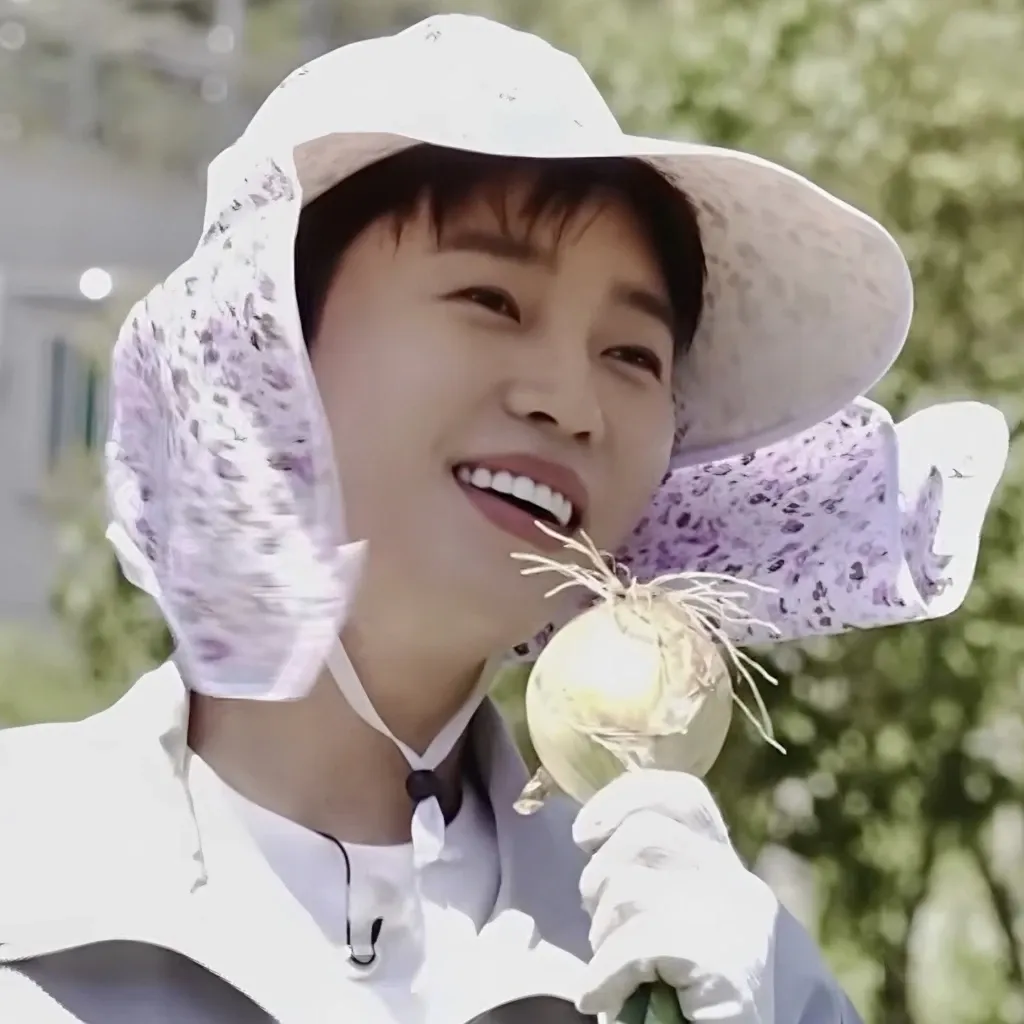 Cuplikan di balik layar dari Lim Youngwoong