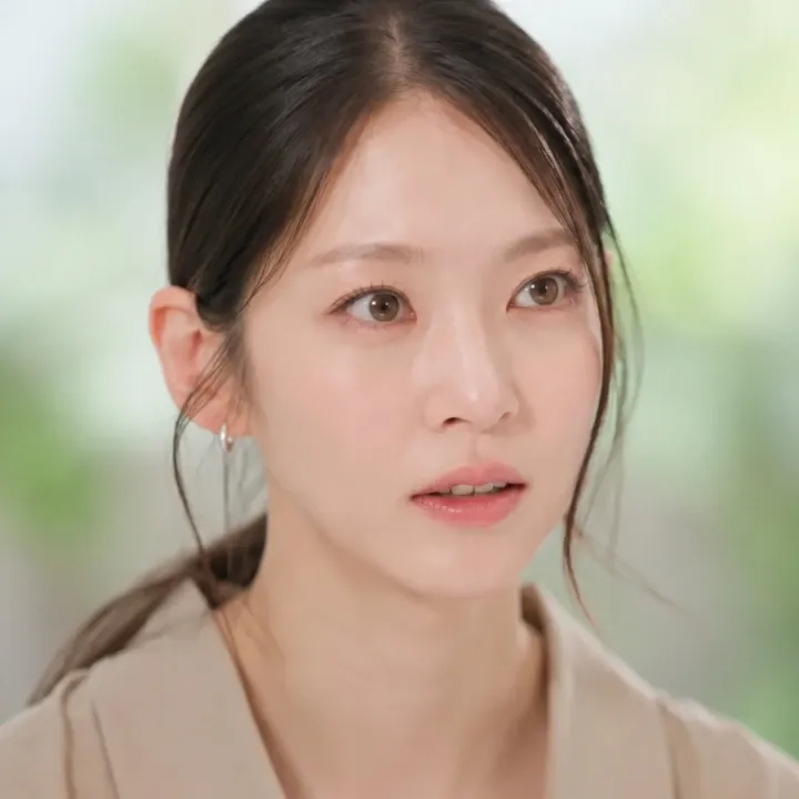 Latest photo of Gong Seungyeon