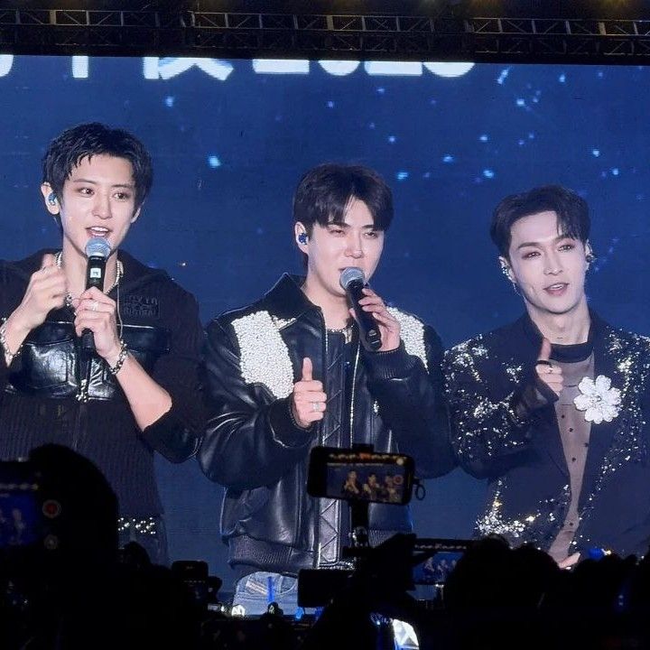 都暻秀 (D.O.)的近期活动照