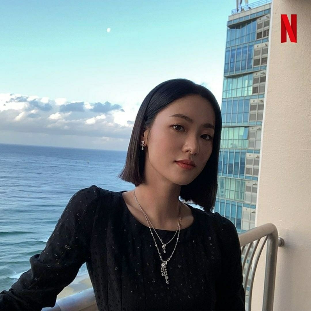 Behind-the-scenes cut of Jeon Yeobeen