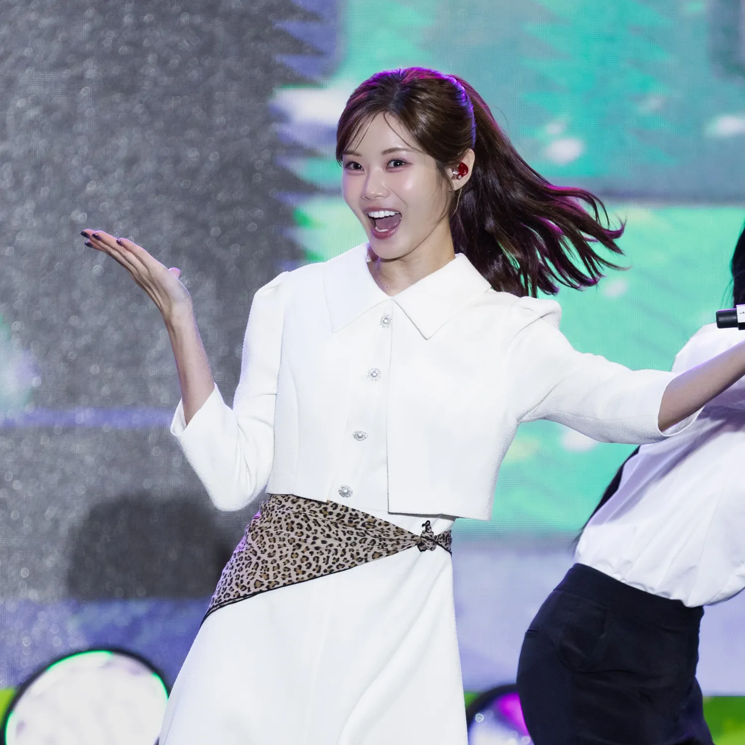 Recent activity shot of Bae Ahyeon