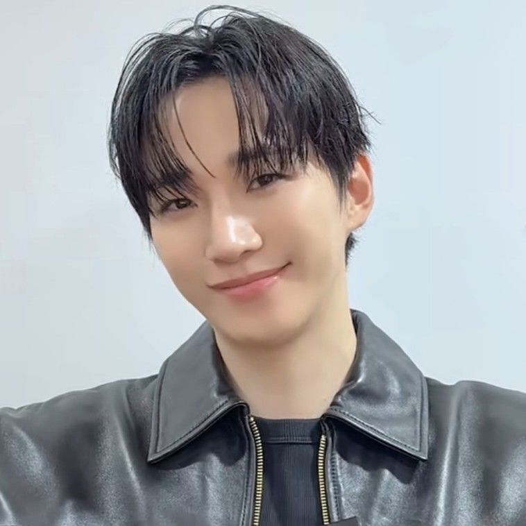 イ・ジュノのビハインドカット