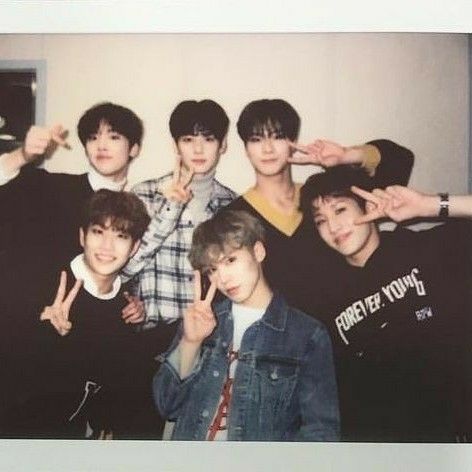 A moment captured by a fan of Cha Eunwoo