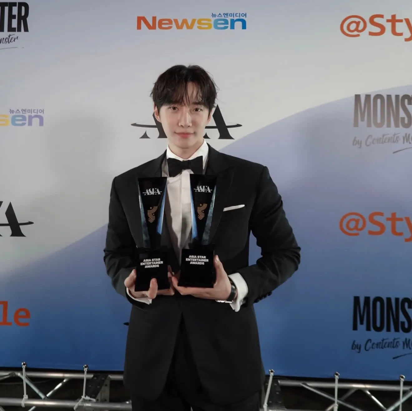Recent activity shot of Lee Junho