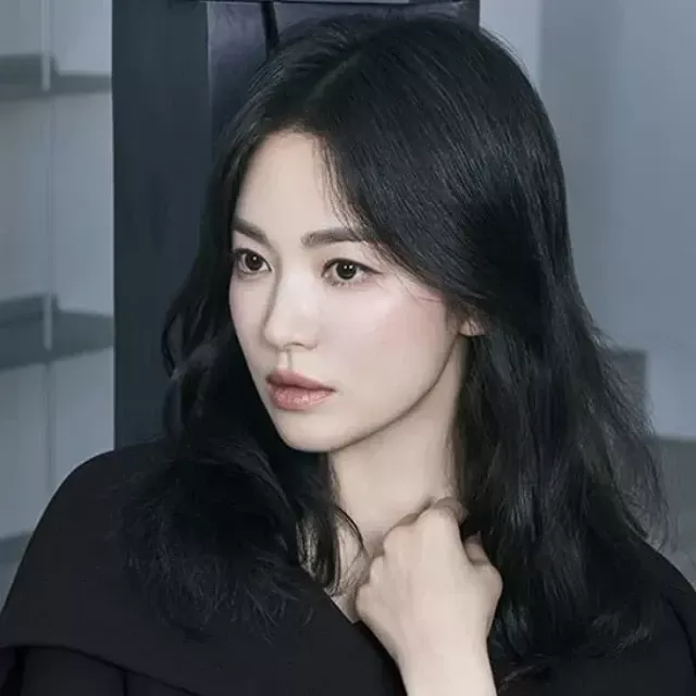 Behind-the-scenes cut of Song Hyekyo