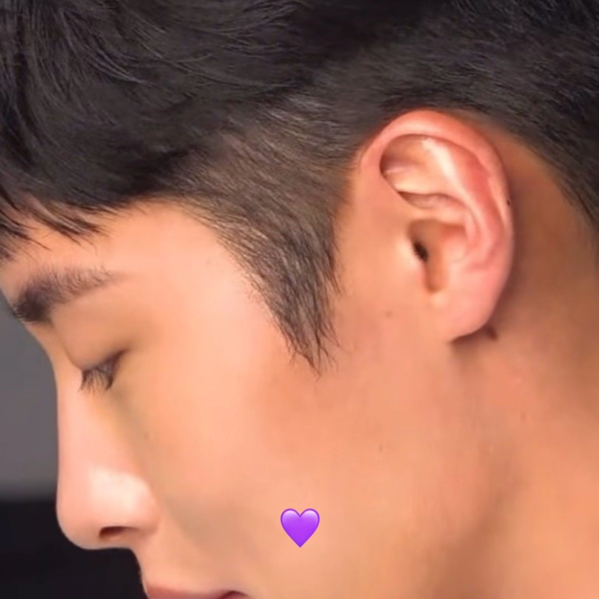 Behind-the-scenes cut of Lee Jaewook