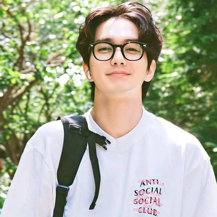 Recent activity shot of Yoo Seungho