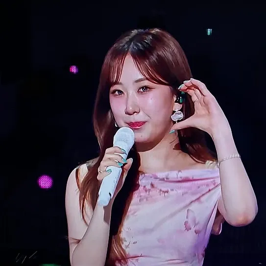Foto kegiatan terbaru dari Jeon Yujin