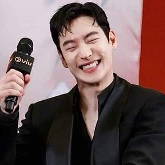 A moment captured by a fan of Lee Jaehoon