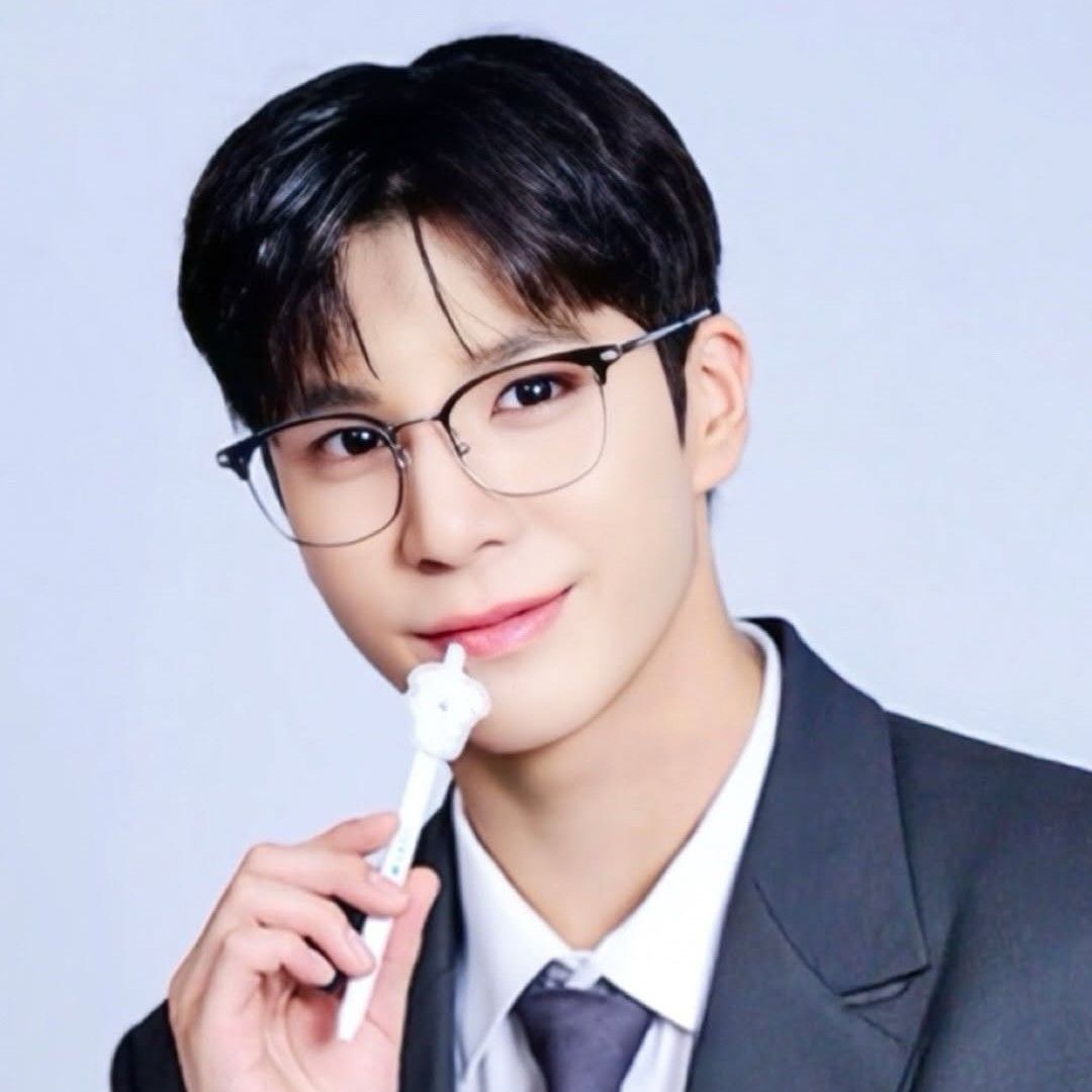 チョン・ドンウォンの最近の活動ショット