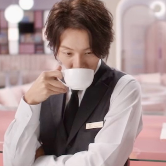 A moment captured by a fan of Yoon Shiyoon