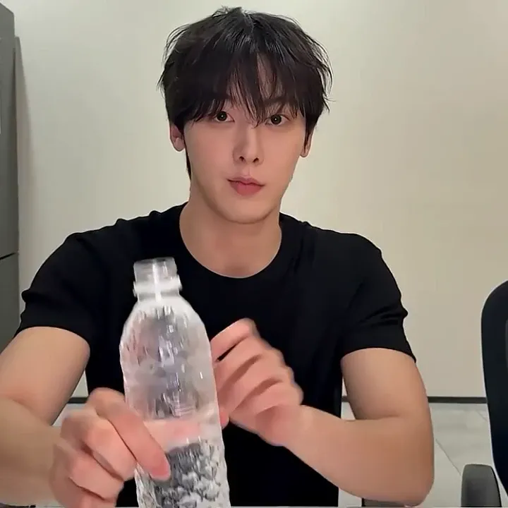 Behind-the-scenes cut of Yoon Sanha