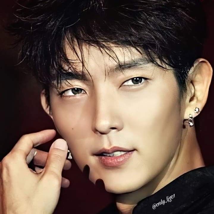 Latest photo of Lee Joongi
