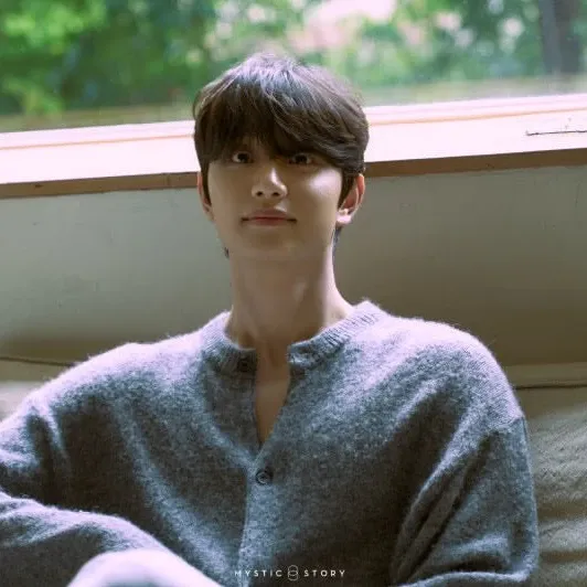 Latest photo of Kim Jaewon