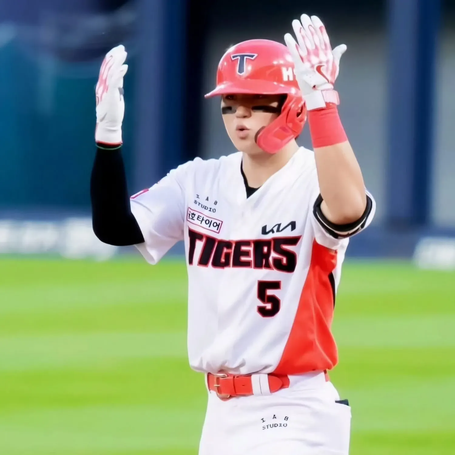 Cuplikan di balik layar dari Kim Doyoung