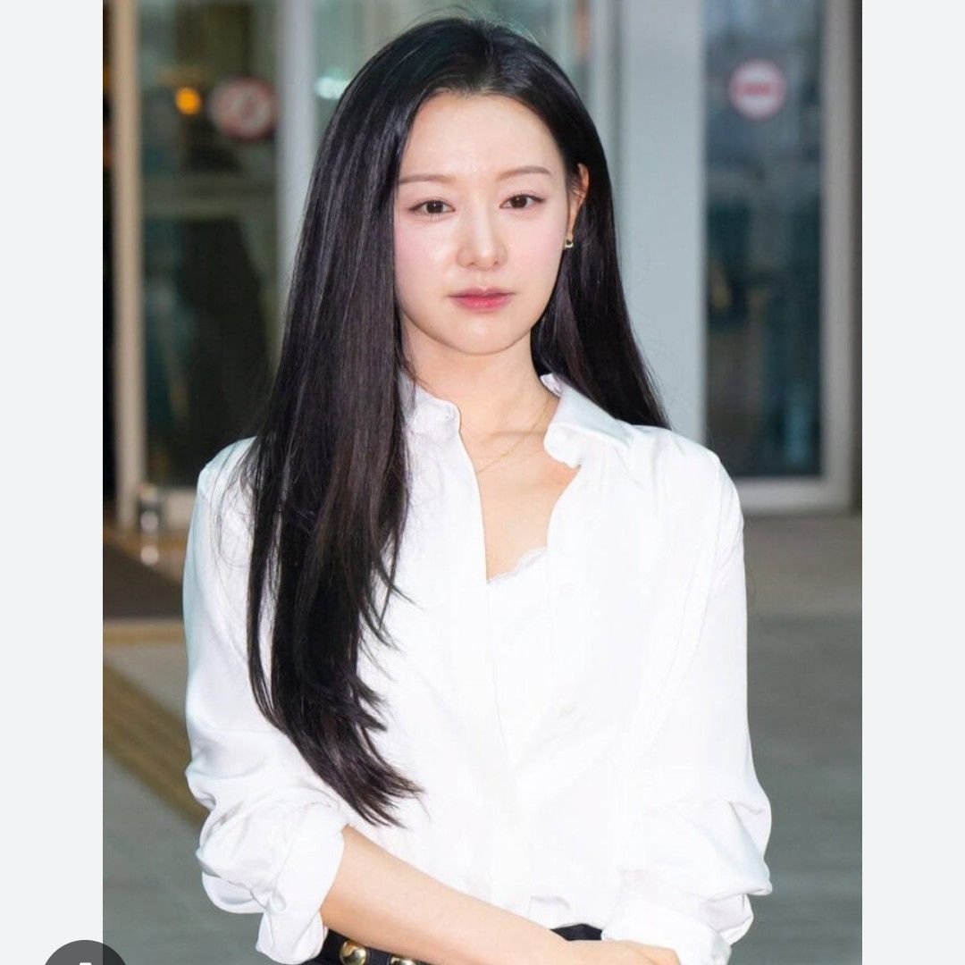 A moment captured by a fan of Kim Jiwon