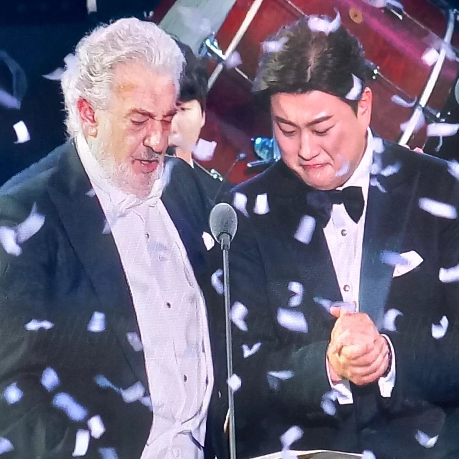 A moment captured by a fan of Kim Hojoong