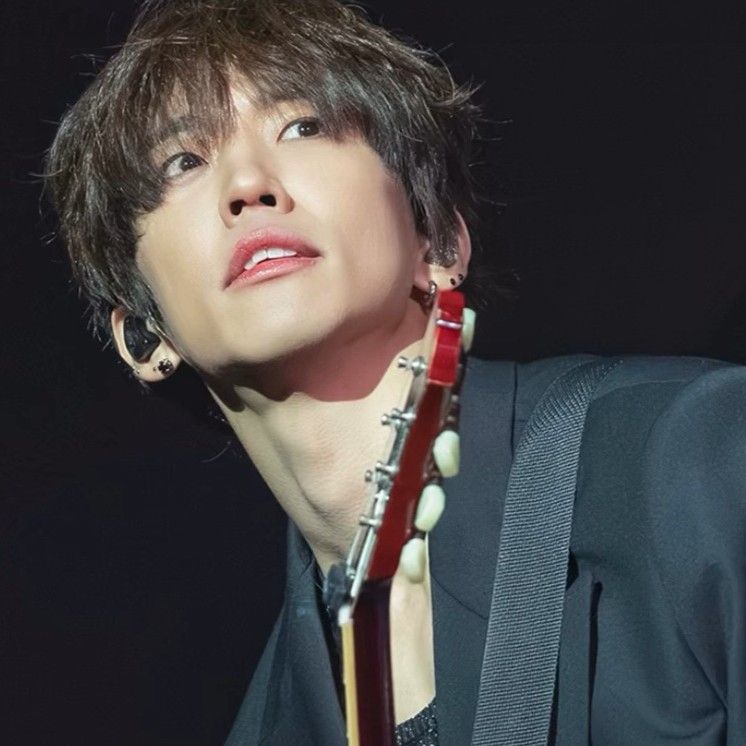 李承允的最新照片