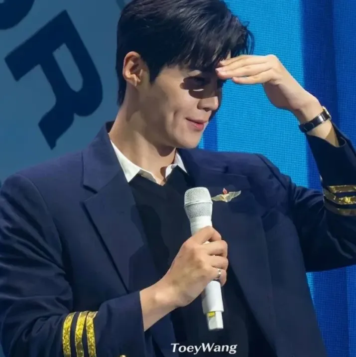 김선호의 최신 사진