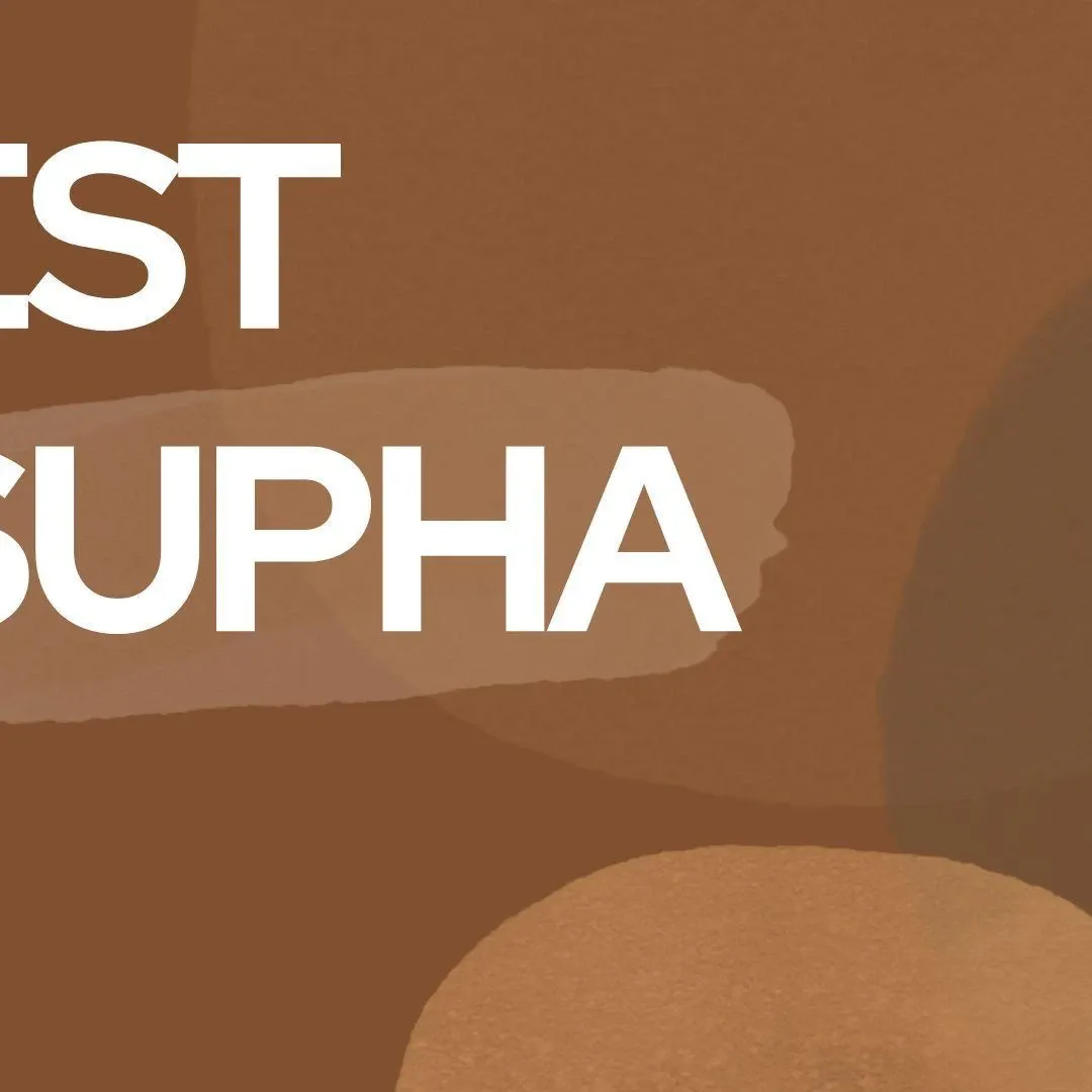 Latest photo of Est Supha Sangaworawong