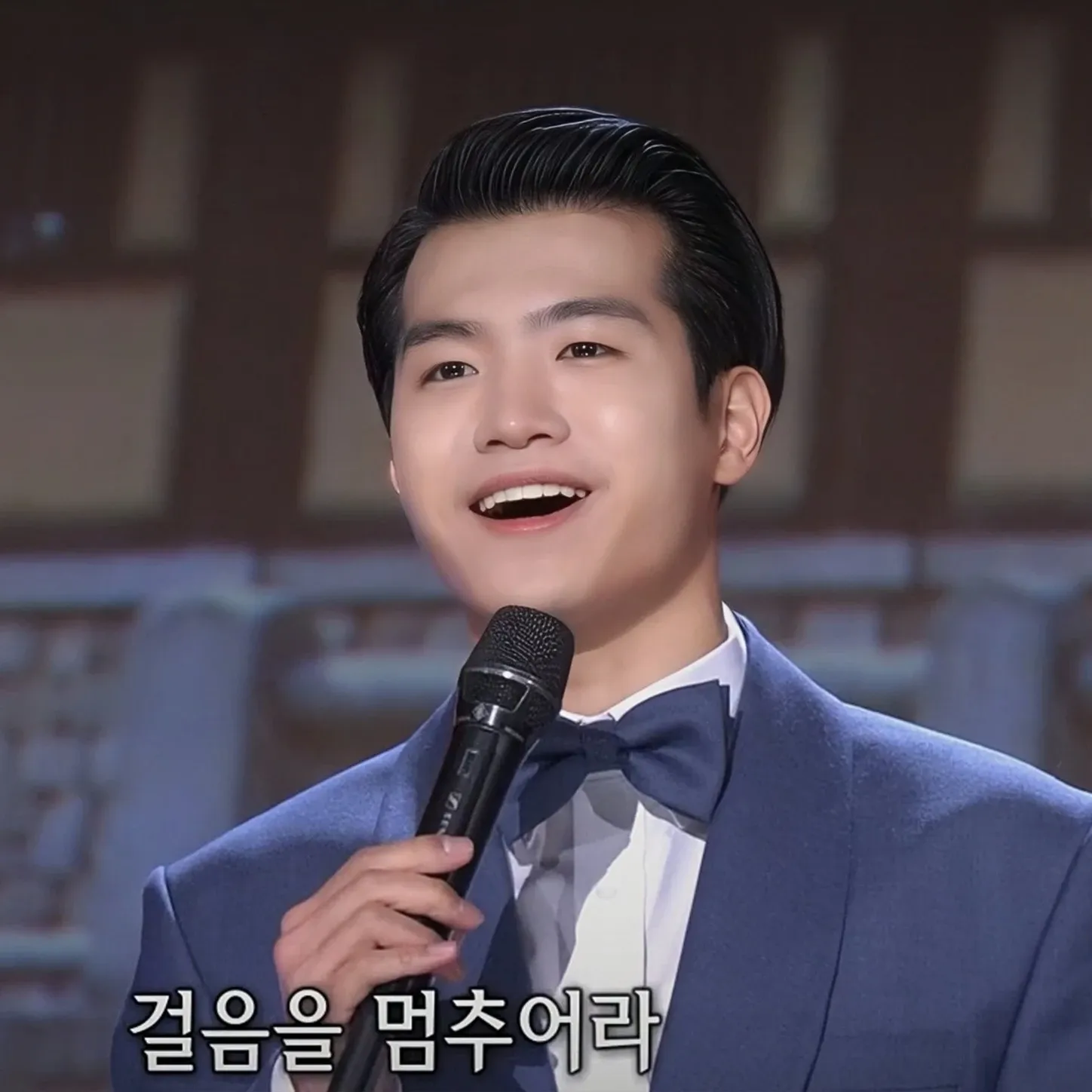 A moment captured by a fan of Jo Myungsup