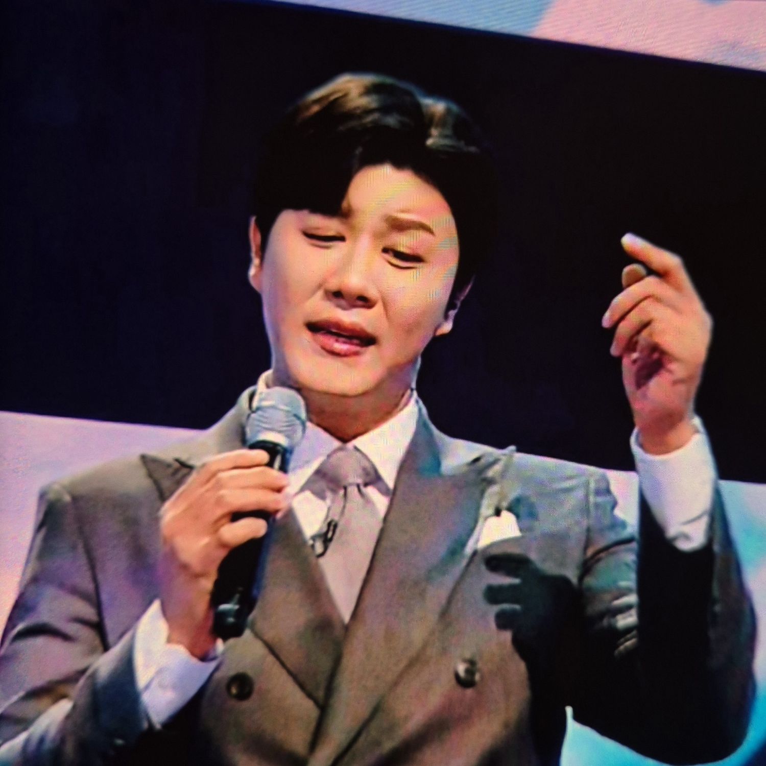 Recent activity shot of Jin Haesung