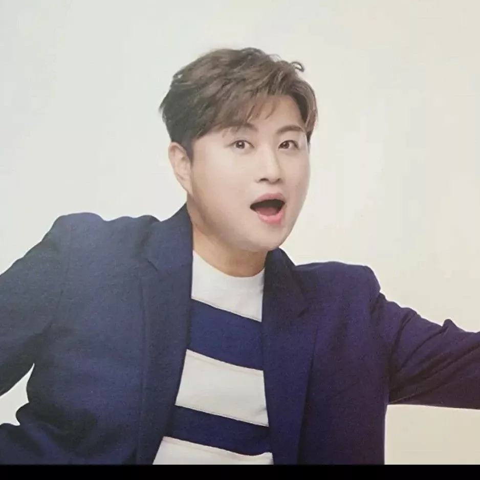 Foto terbaru dari Kim Hojoong