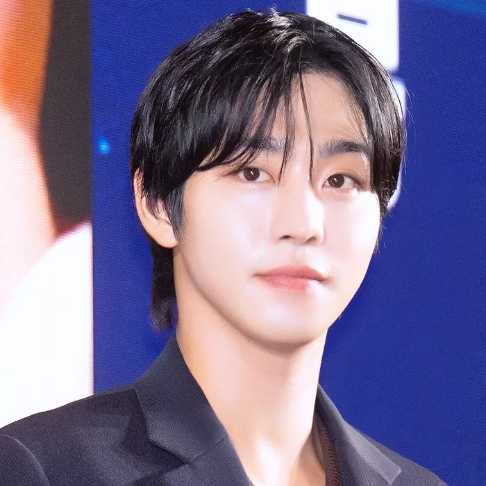 Recent activity shot of Ahn Hyoseop