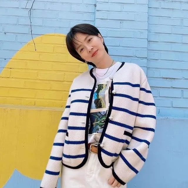 Momen yang diabadikan oleh penggemar Song Jihyo