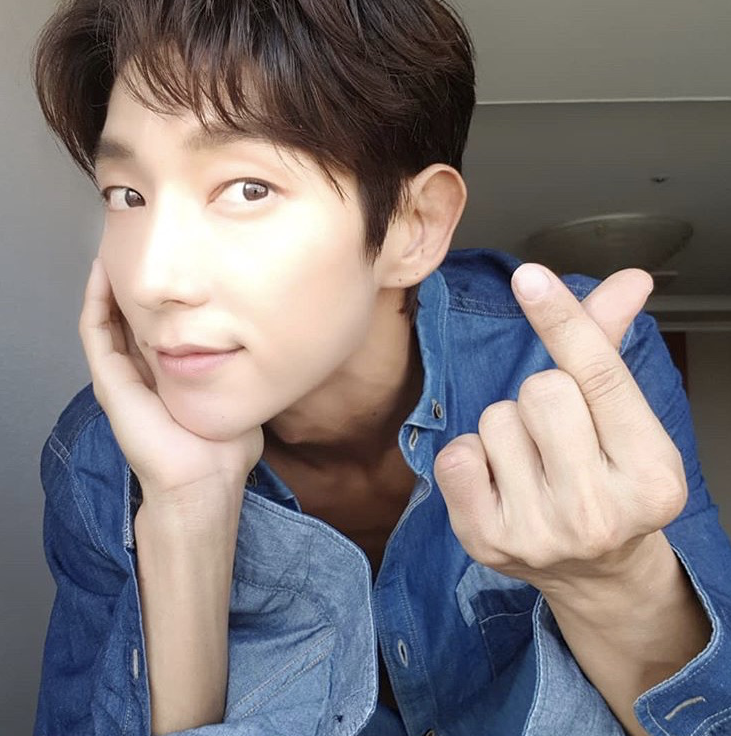 Behind-the-scenes cut of Lee Joongi