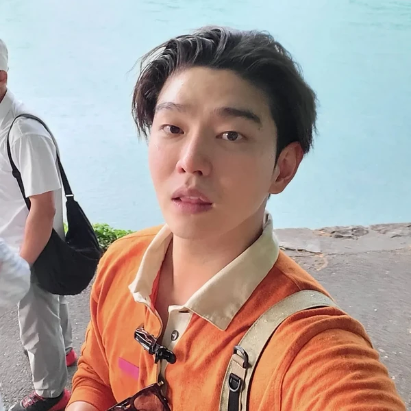 Popular profile photo of Yoon Kyunsang loved by fans