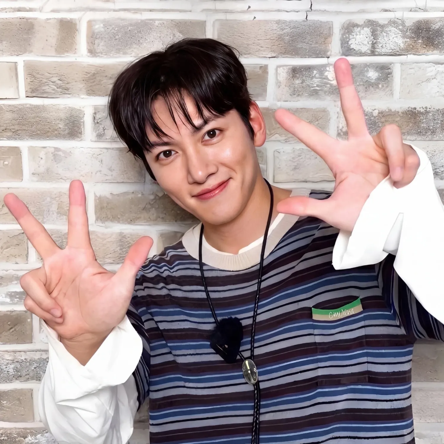 Behind-the-scenes cut of Ji Changwook
