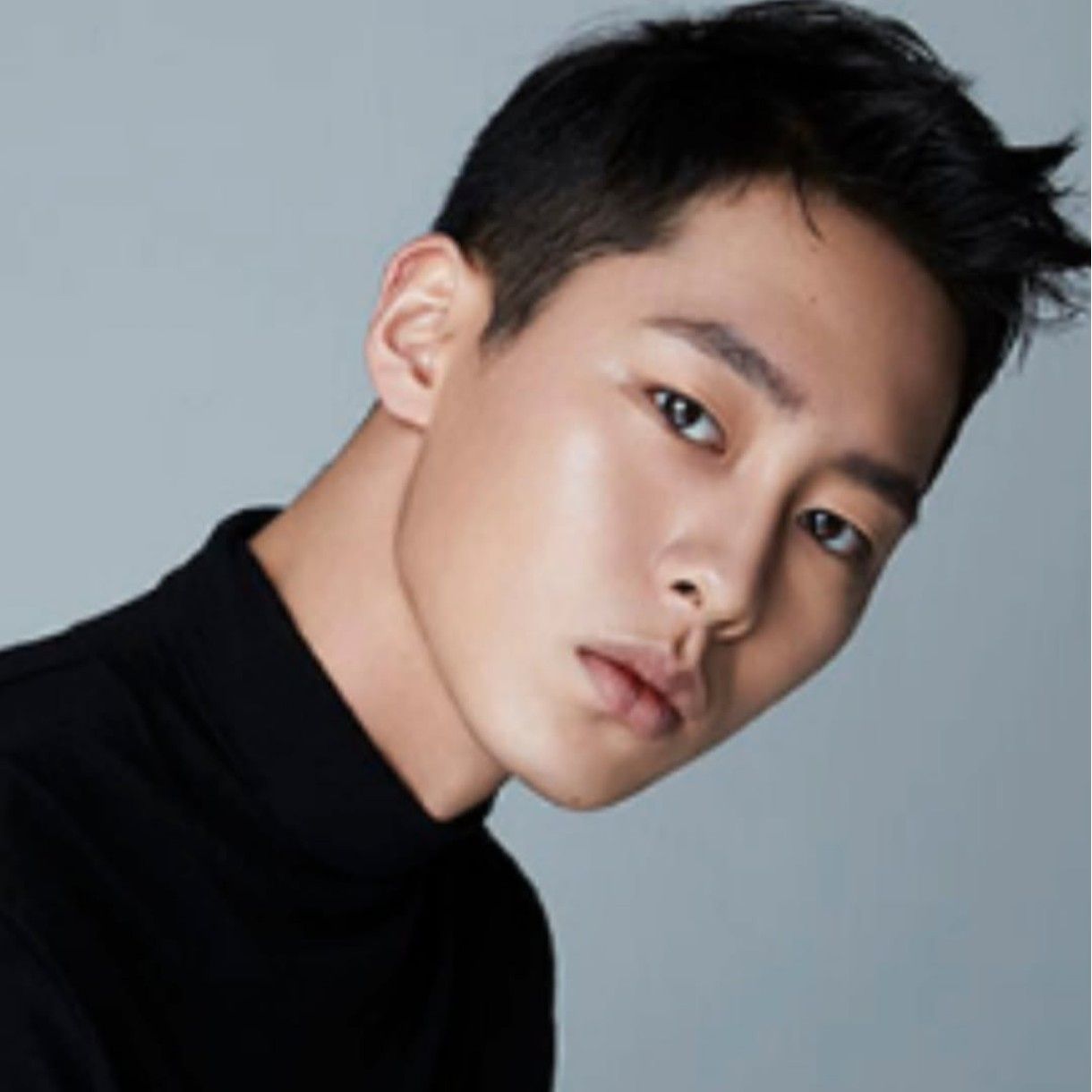 Recent activity shot of Lee Jaewook