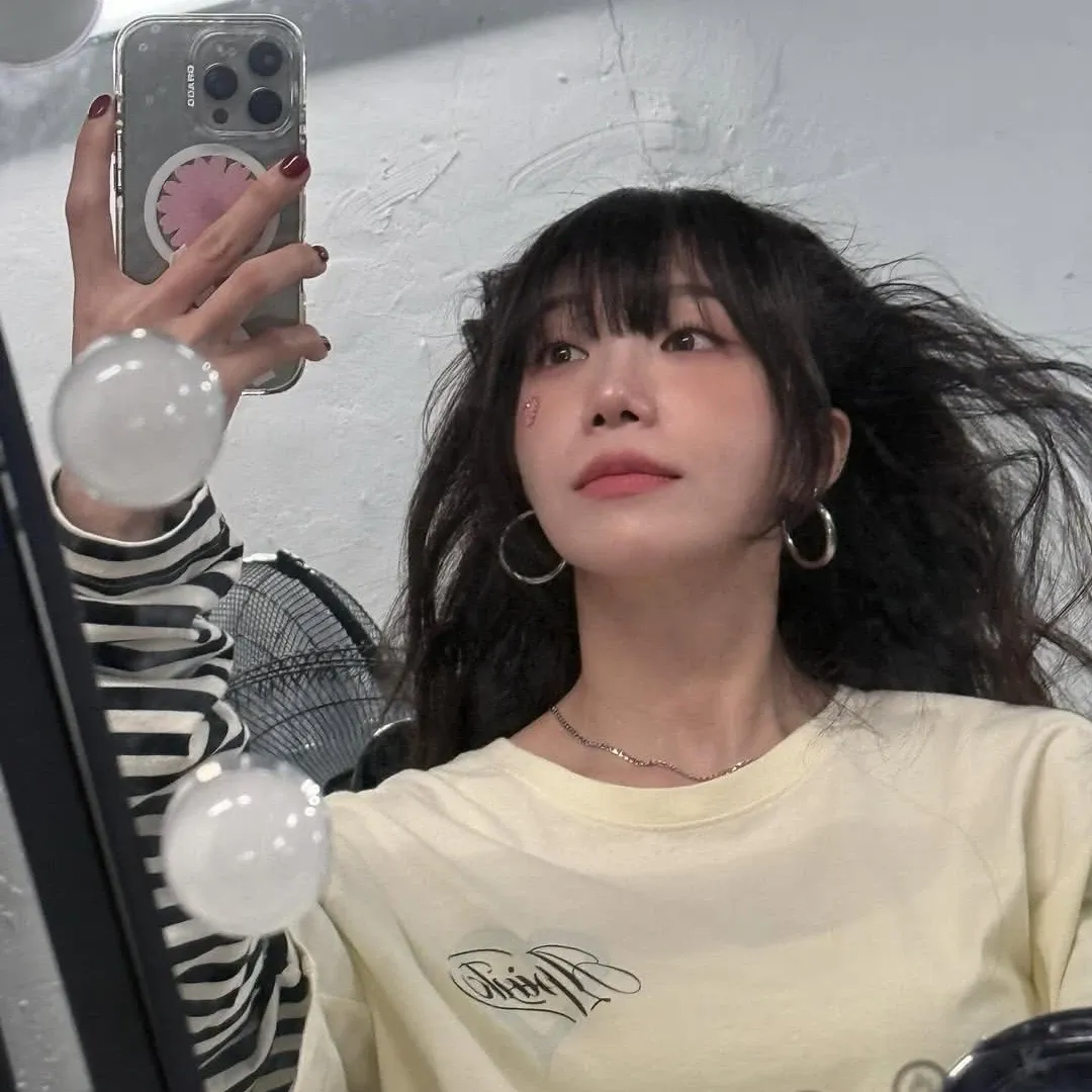 Momen yang diabadikan oleh penggemar Jung Eunji