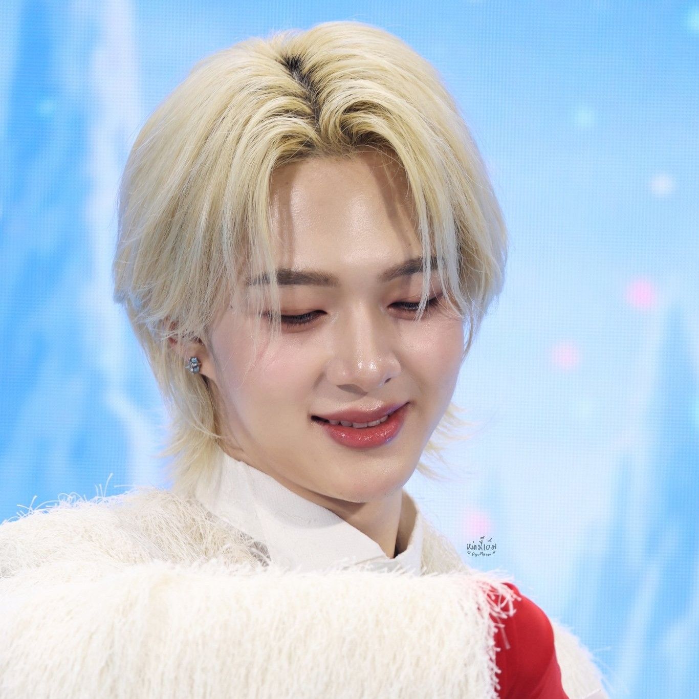 A moment captured by a fan of NuNew