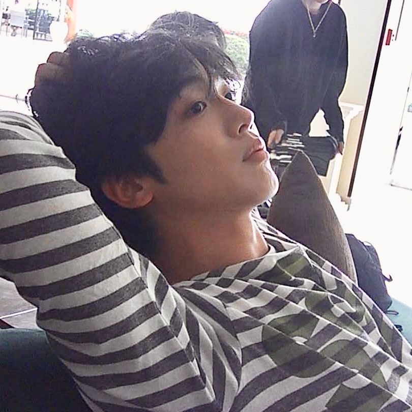 Behind-the-scenes cut of Kim Yohan