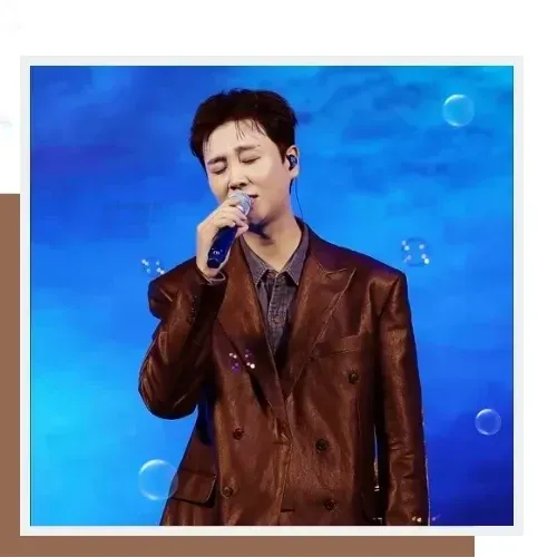 A moment captured by a fan of Song Minjun